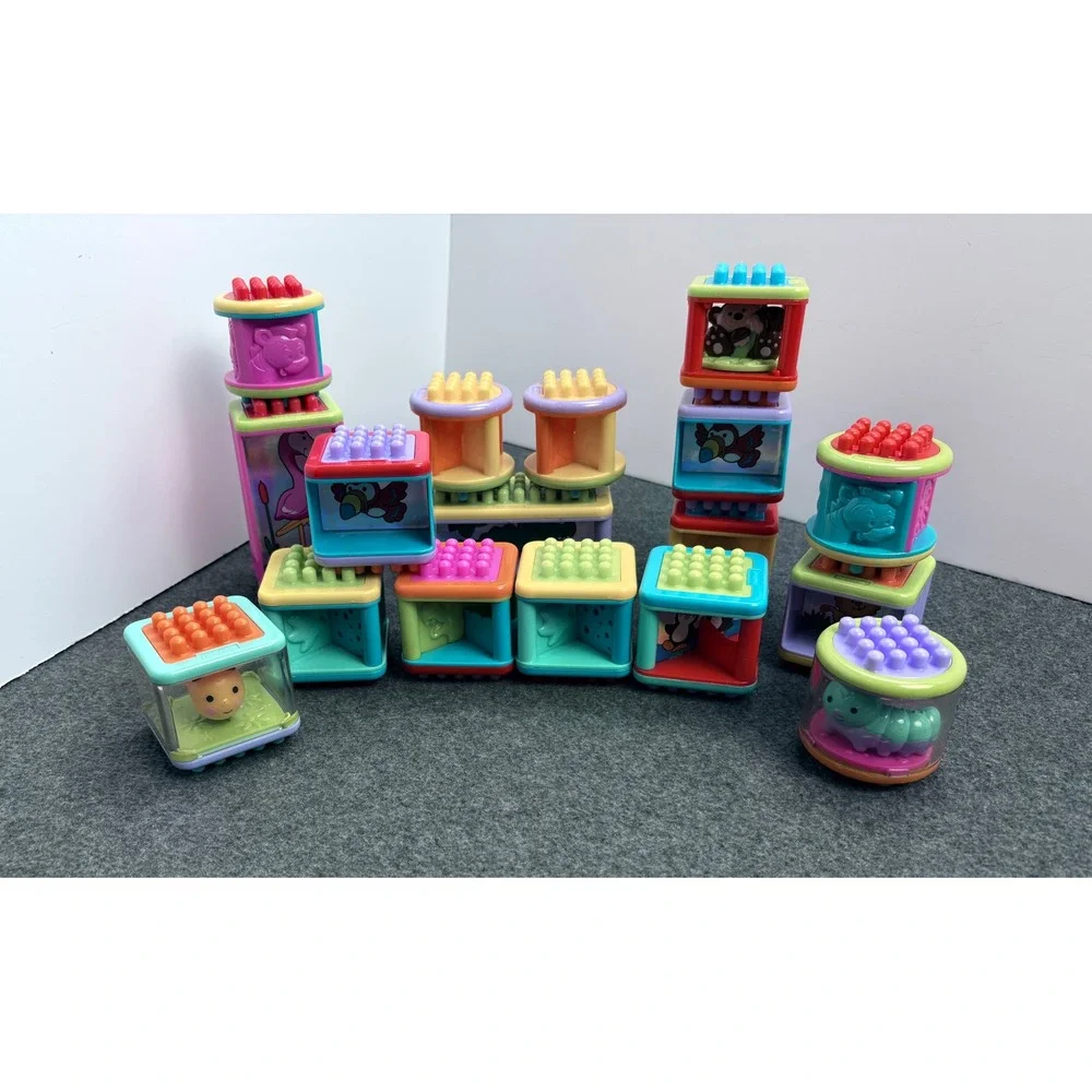 Fisher Price Peek a Blocks Sensory Building Toy Lot of 17 Piece Animals Spinning